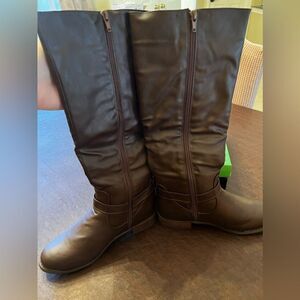 Bucco Bistania Brown 6.5 Boots NWT